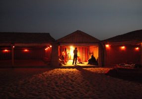 overnight-desert-safari-dubai-camp